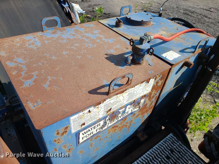 image for item DC6055 Peterson 4700B  horizontal grinder