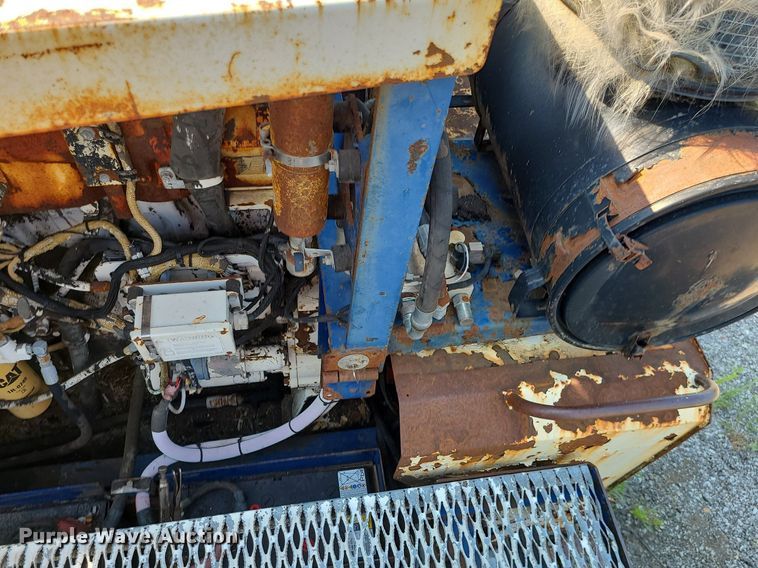 image for item DC6055 Peterson 4700B  horizontal grinder