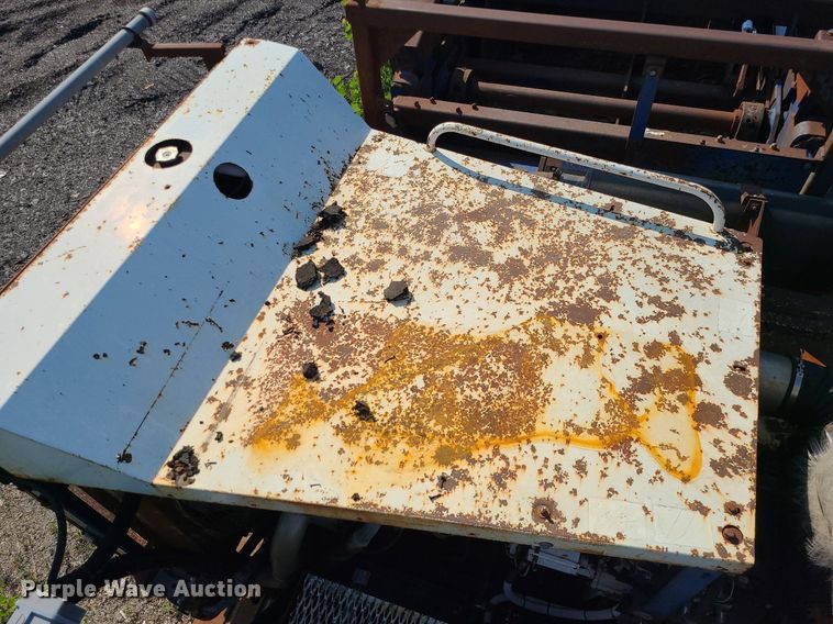 image for item DC6055 Peterson 4700B  horizontal grinder