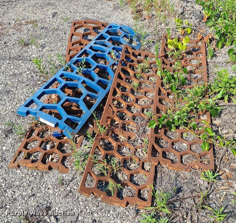 image for item DC6055 Peterson 4700B  horizontal grinder