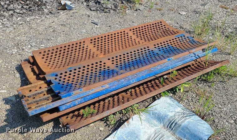 image for item DC6055 Peterson 4700B  horizontal grinder