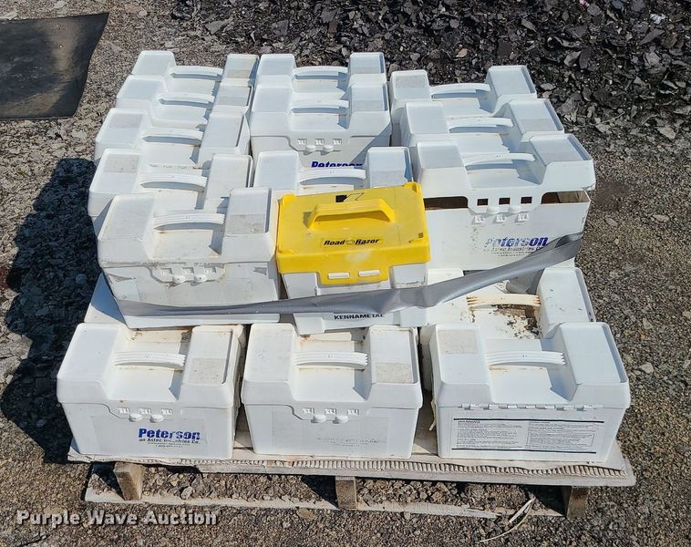 image for item DC6055 Peterson 4700B  horizontal grinder