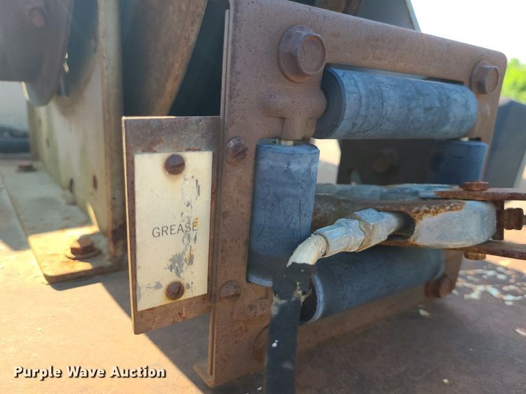 image for item DC6056 1991 International 4900  fuel truck