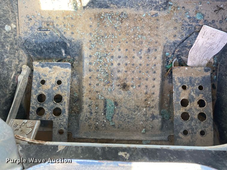 image for item DI7827 2017 Bobcat T650  tracked skid steer loader