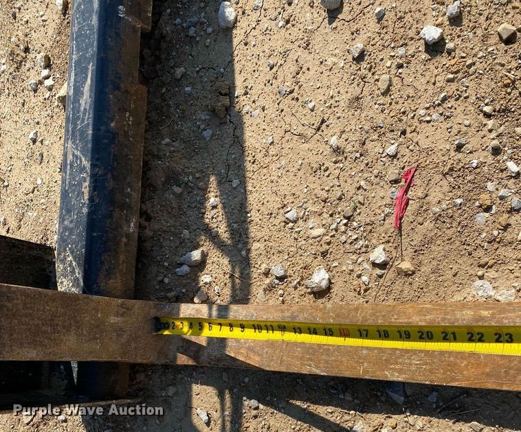 image for item DI7827 2017 Bobcat T650  tracked skid steer loader