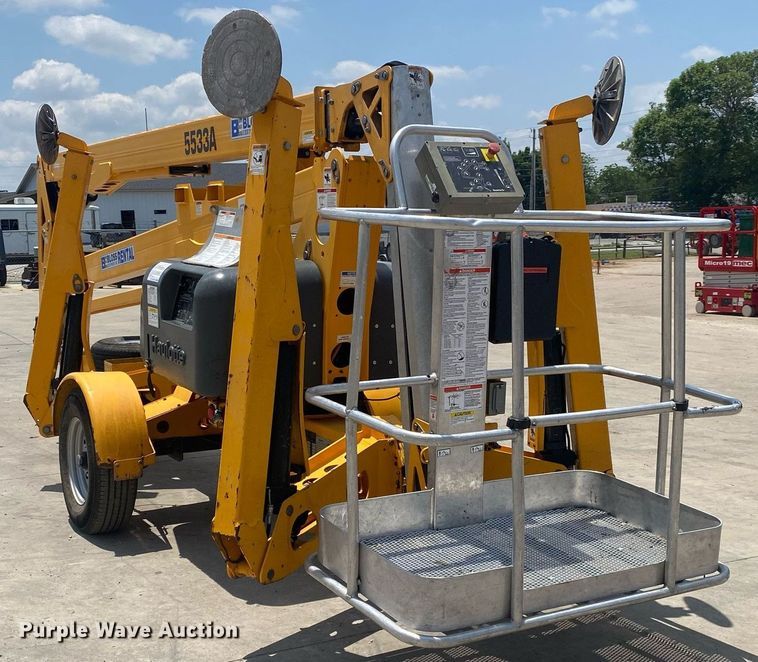 image for item DI7828 2017 Haulotte 5533A  boom lift