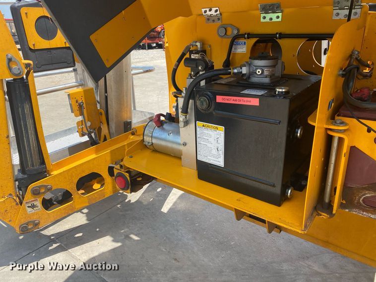 image for item DI7828 2017 Haulotte 5533A  boom lift