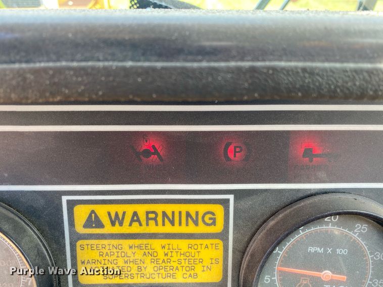 image for item DI7829 1999 Grove 4425G  crane