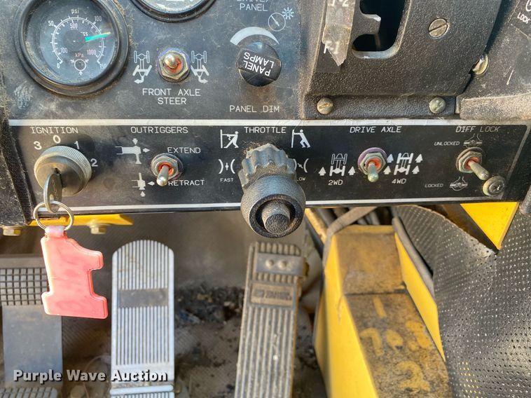 image for item DI7829 1999 Grove 4425G  crane