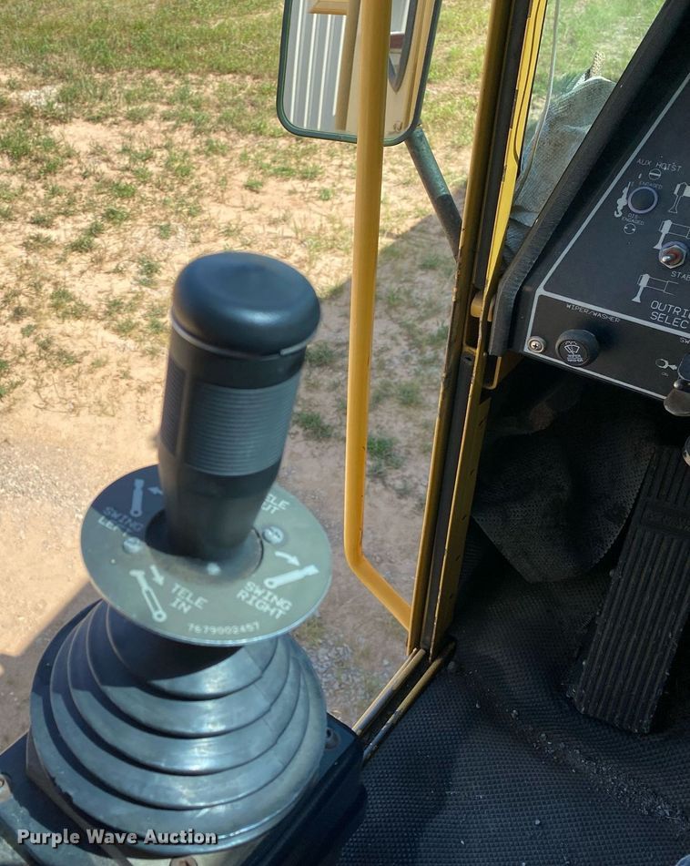 image for item DI7829 1999 Grove 4425G  crane