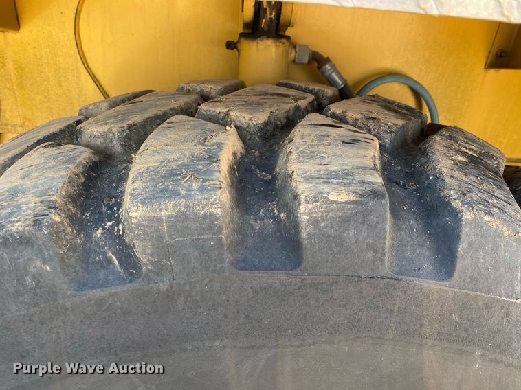 image for item DI7829 1999 Grove 4425G  crane