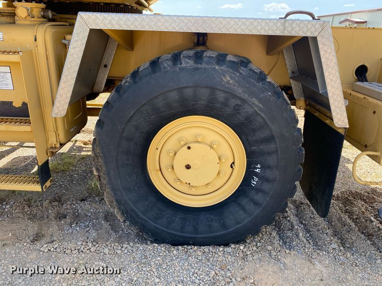 image for item DI7829 1999 Grove 4425G  crane