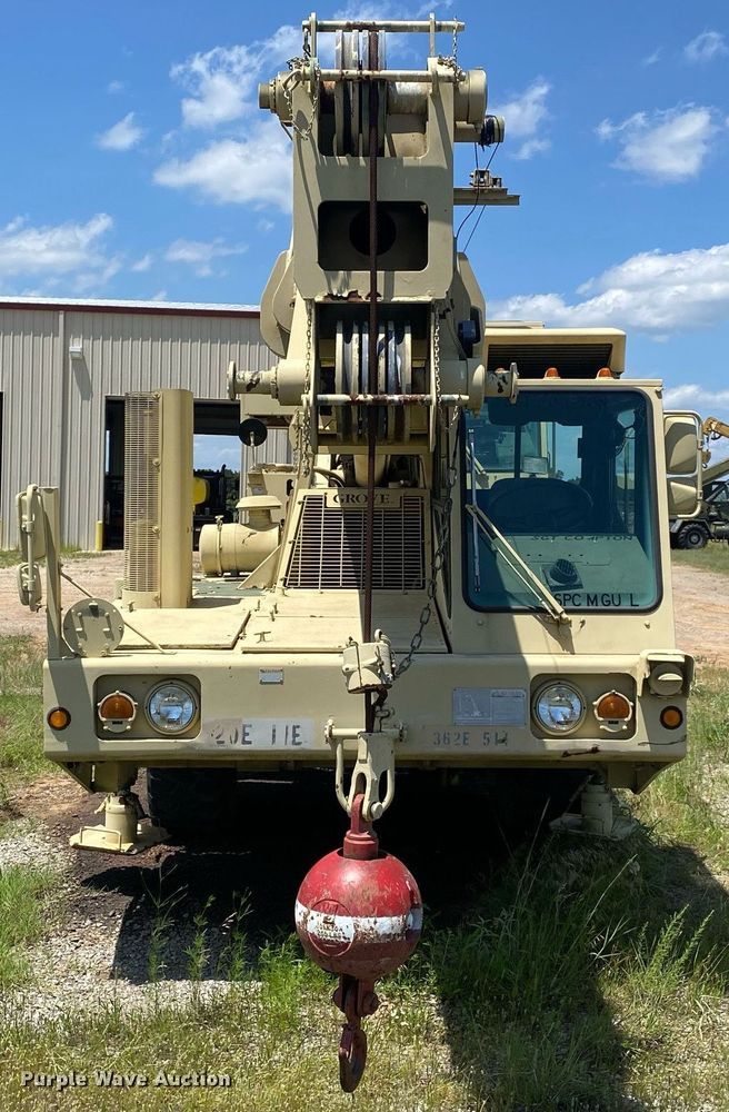 image for item DI7830 1998 Grove AT422T  crane