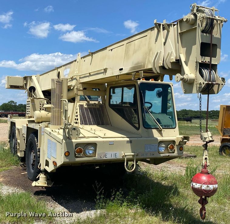 image for item DI7830 1998 Grove AT422T  crane