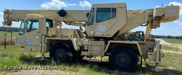 image for item DI7830 1998 Grove AT422T  crane
