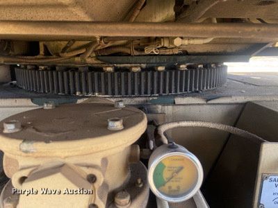 image for item DI7830 1998 Grove AT422T  crane