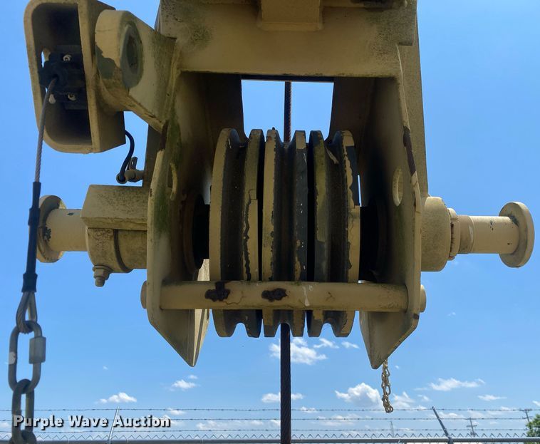 image for item DI7830 1998 Grove AT422T  crane