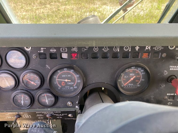 image for item DI7830 1998 Grove AT422T  crane