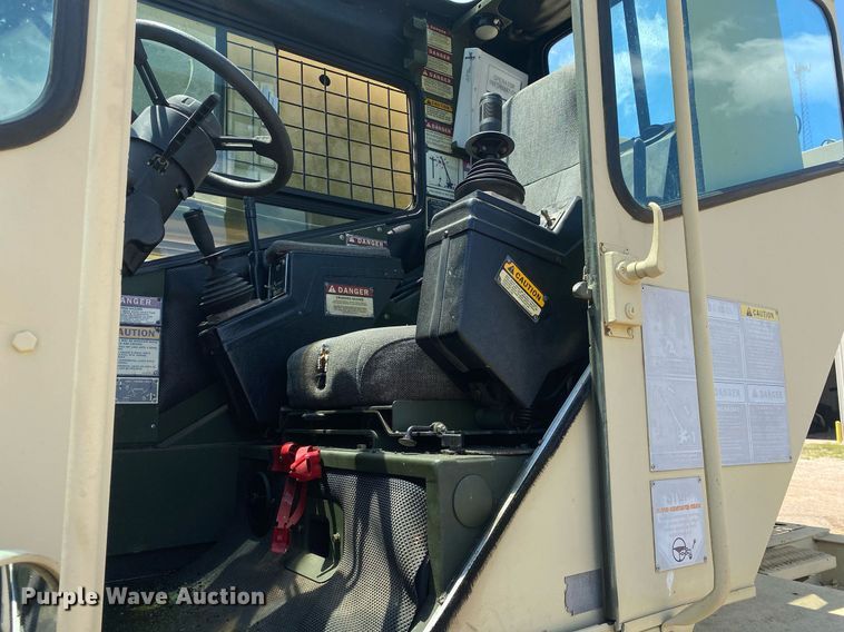 image for item DI7830 1998 Grove AT422T  crane