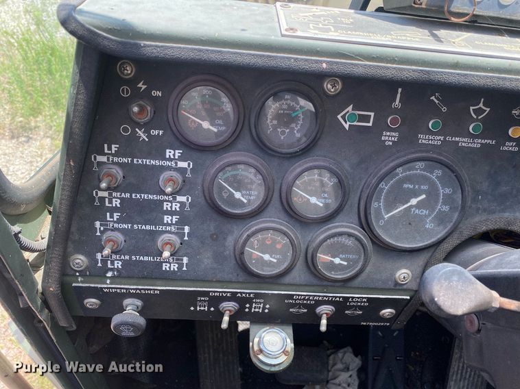 image for item DI7830 1998 Grove AT422T  crane