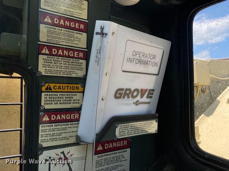 image for item DI7830 1998 Grove AT422T  crane