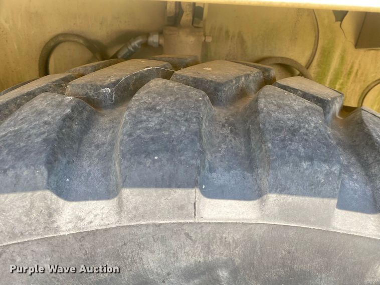 image for item DI7830 1998 Grove AT422T  crane