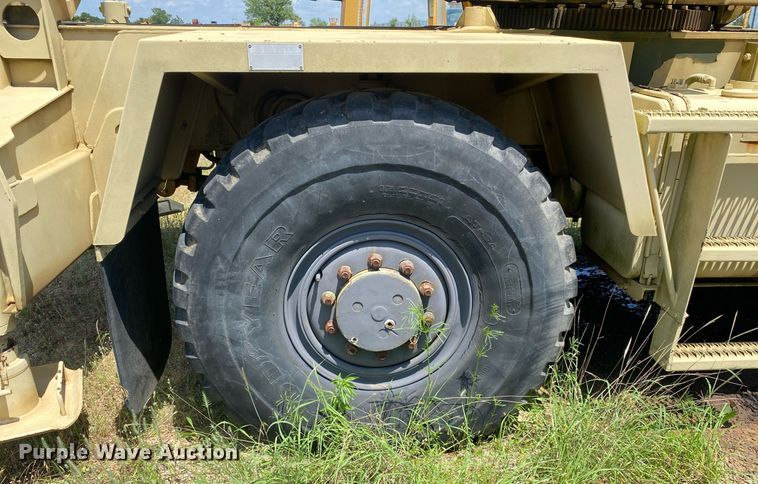 image for item DI7830 1998 Grove AT422T  crane