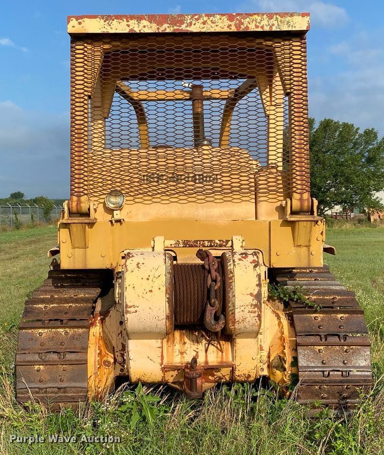 image for item DI7832 1973 Caterpillar D7F  dozer