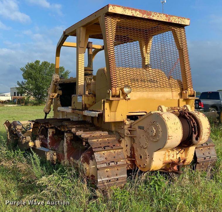 image for item DI7832 1973 Caterpillar D7F  dozer