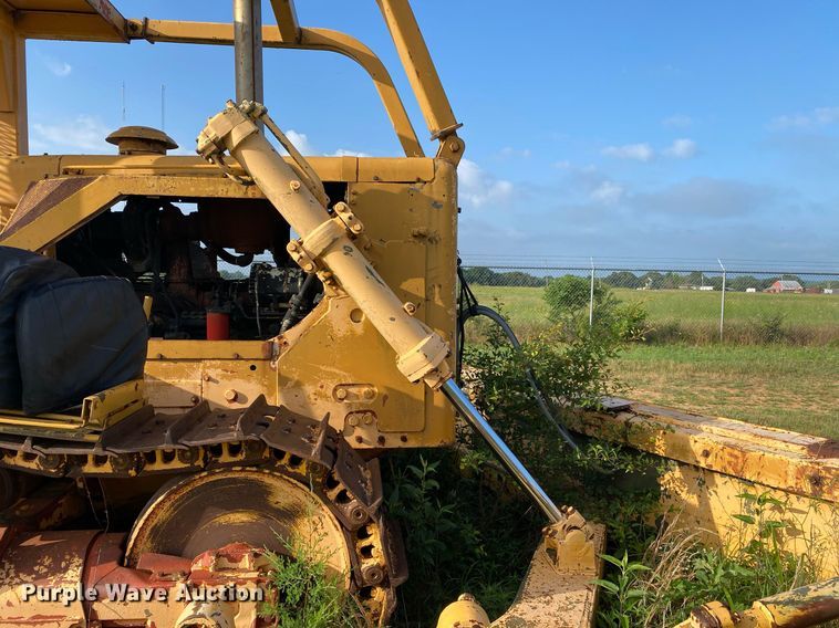 image for item DI7832 1973 Caterpillar D7F  dozer