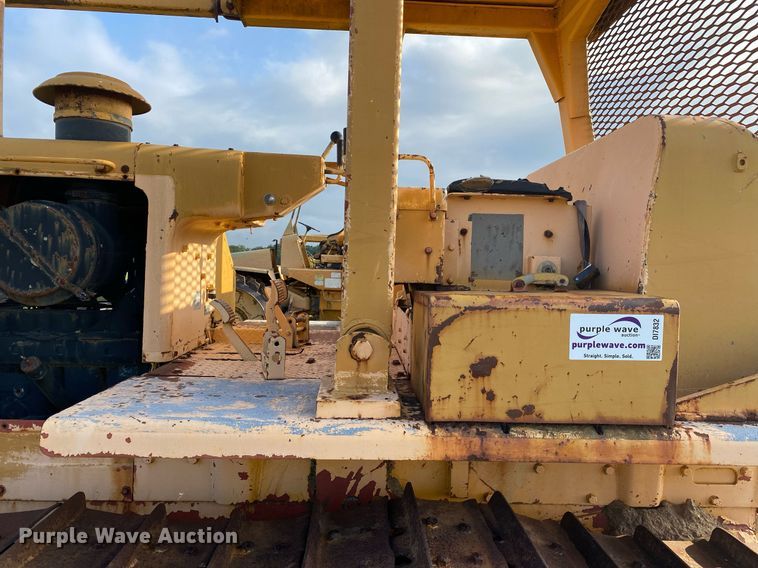 image for item DI7832 1973 Caterpillar D7F  dozer