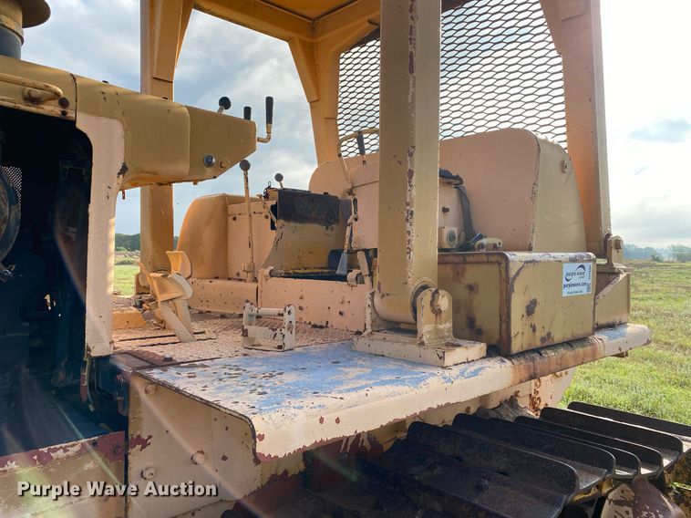image for item DI7832 1973 Caterpillar D7F  dozer