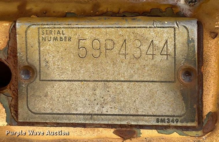 image for item DI7832 1973 Caterpillar D7F  dozer