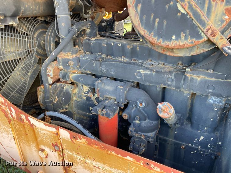 image for item DI7832 1973 Caterpillar D7F  dozer