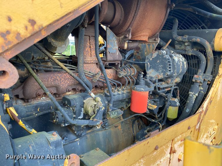 image for item DI7832 1973 Caterpillar D7F  dozer