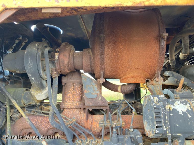 image for item DI7832 1973 Caterpillar D7F  dozer