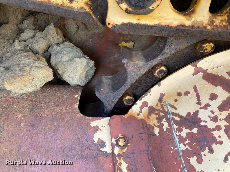 image for item DI7832 1973 Caterpillar D7F  dozer