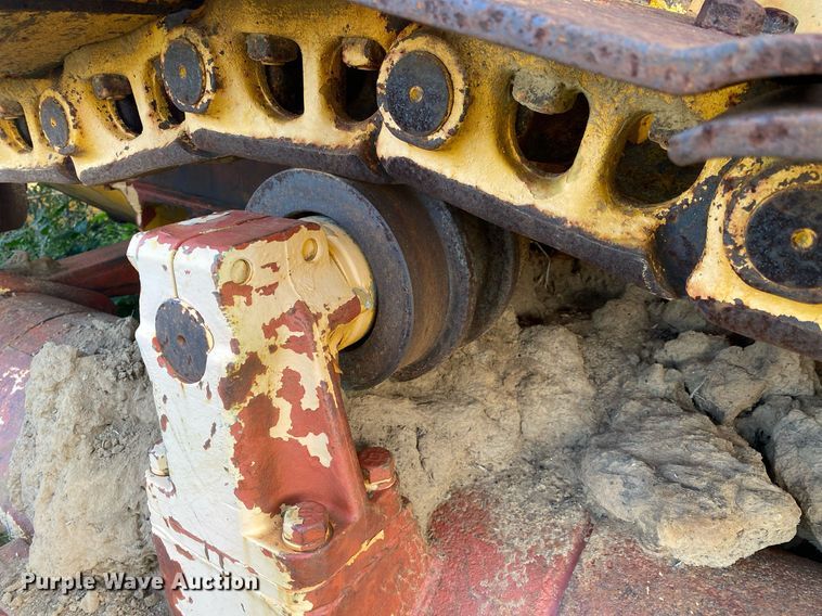 image for item DI7832 1973 Caterpillar D7F  dozer