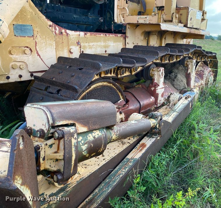 image for item DI7832 1973 Caterpillar D7F  dozer