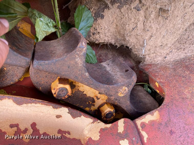 image for item DI7832 1973 Caterpillar D7F  dozer