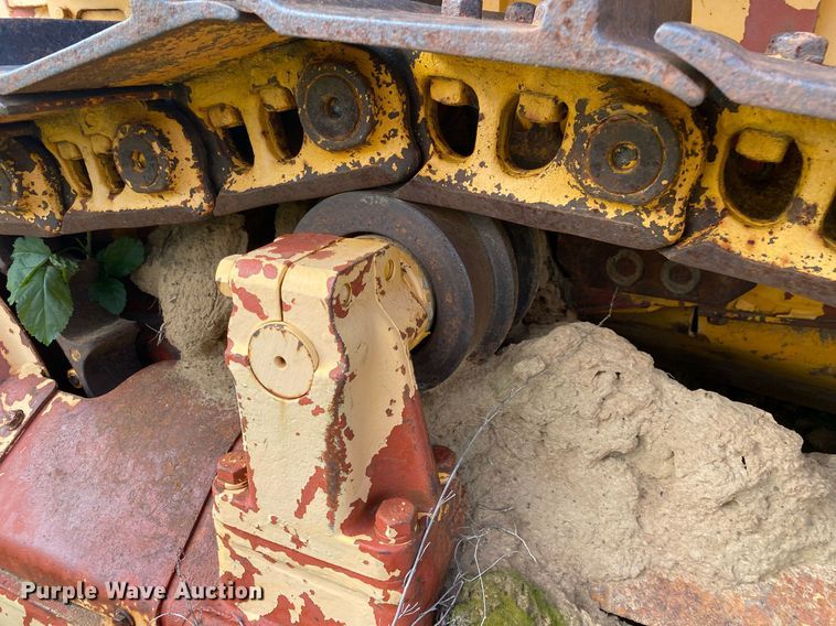 image for item DI7832 1973 Caterpillar D7F  dozer