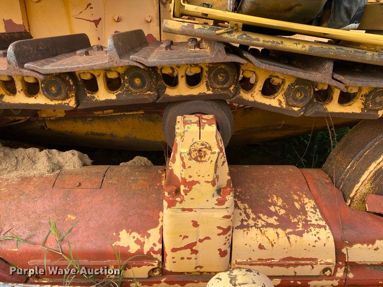 image for item DI7832 1973 Caterpillar D7F  dozer