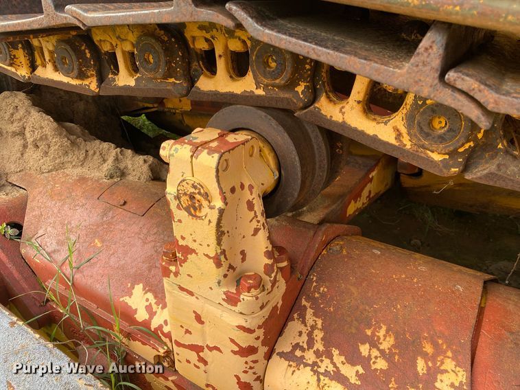 image for item DI7832 1973 Caterpillar D7F  dozer