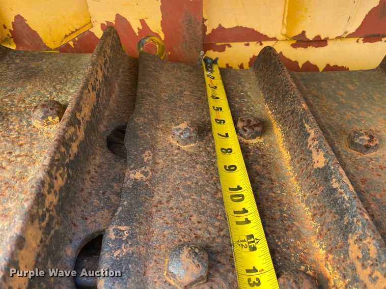 image for item DI7832 1973 Caterpillar D7F  dozer