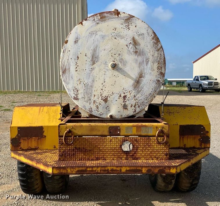 image for item DI7833 Henry Spen & Company  tank trailer