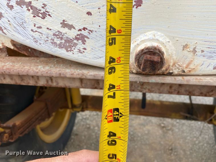 image for item DI7833 Henry Spen & Company  tank trailer