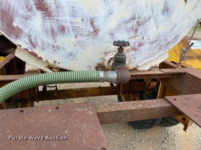 image for item DI7833 Henry Spen & Company  tank trailer