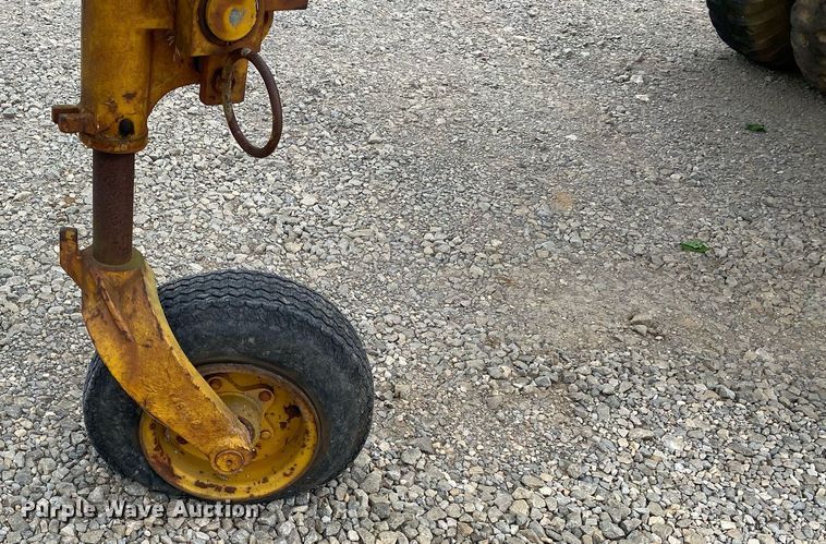 image for item DI7833 Henry Spen & Company  tank trailer