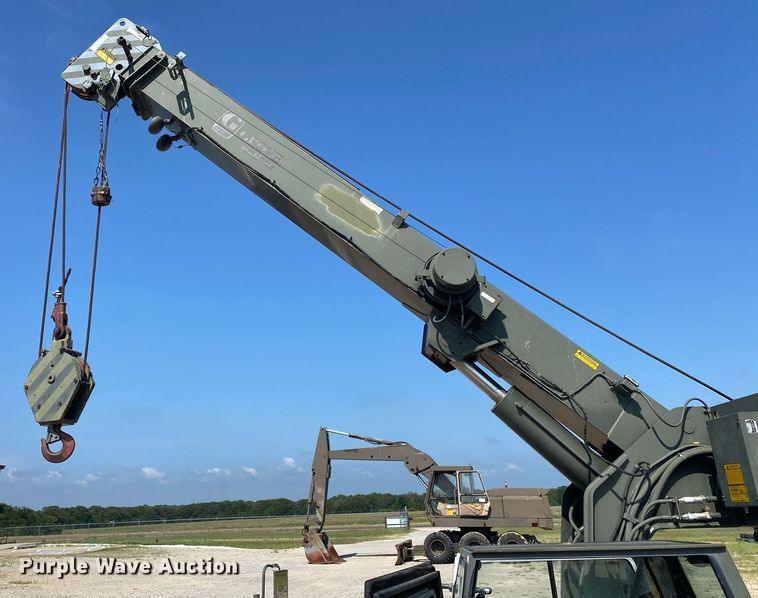 image for item DI7834 Grove AP-308  crane