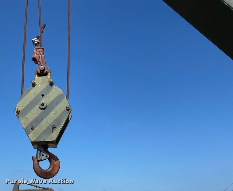 image for item DI7834 Grove AP-308  crane